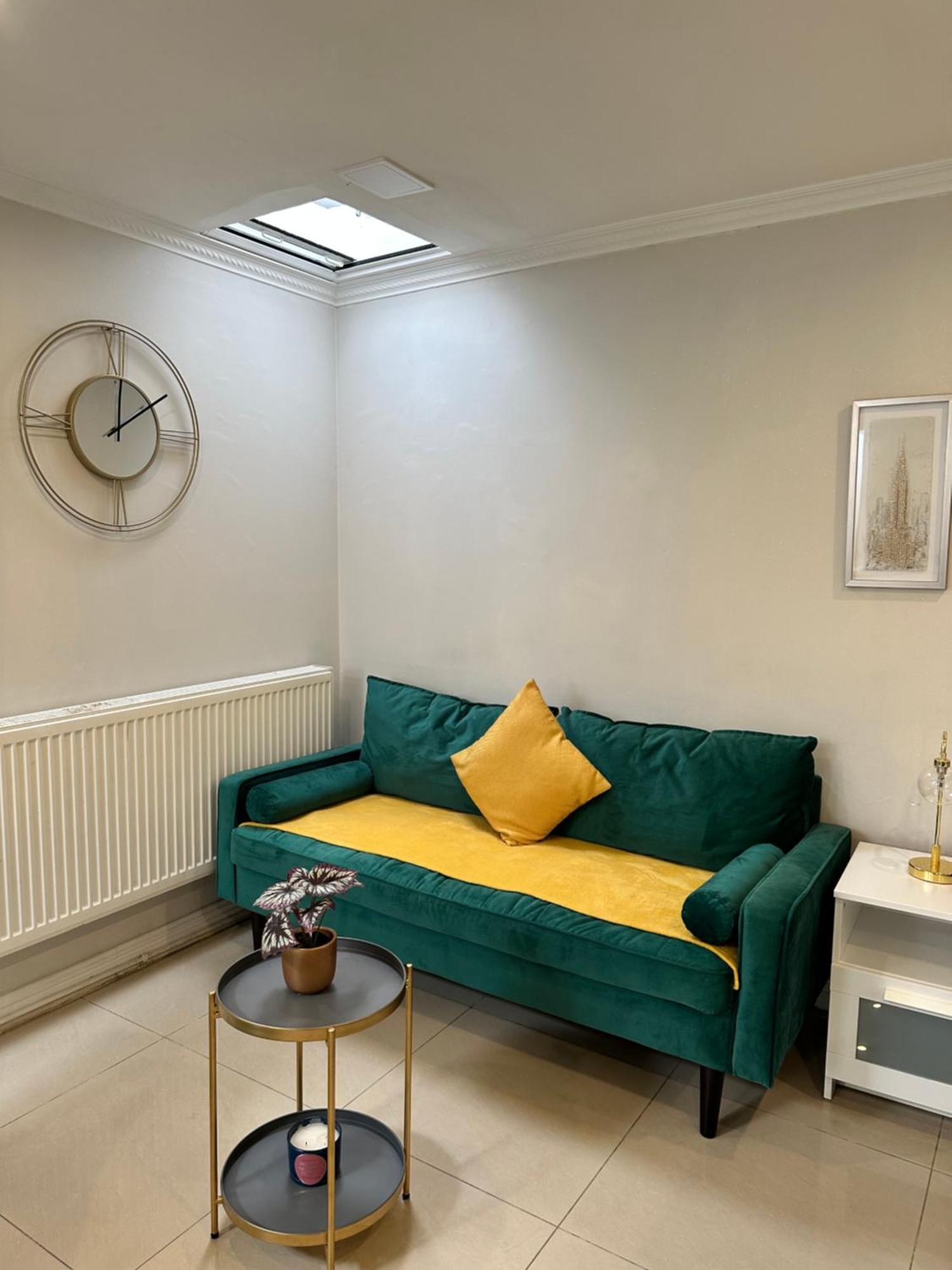 Luxury * Harrow on the Hill